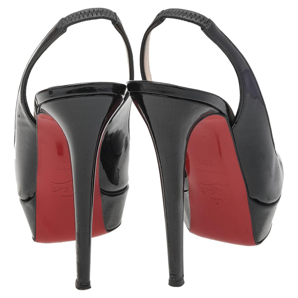 Women's Christian Louboutin Black Patent Leather Bianca Pumps Size 38.5 For Sale