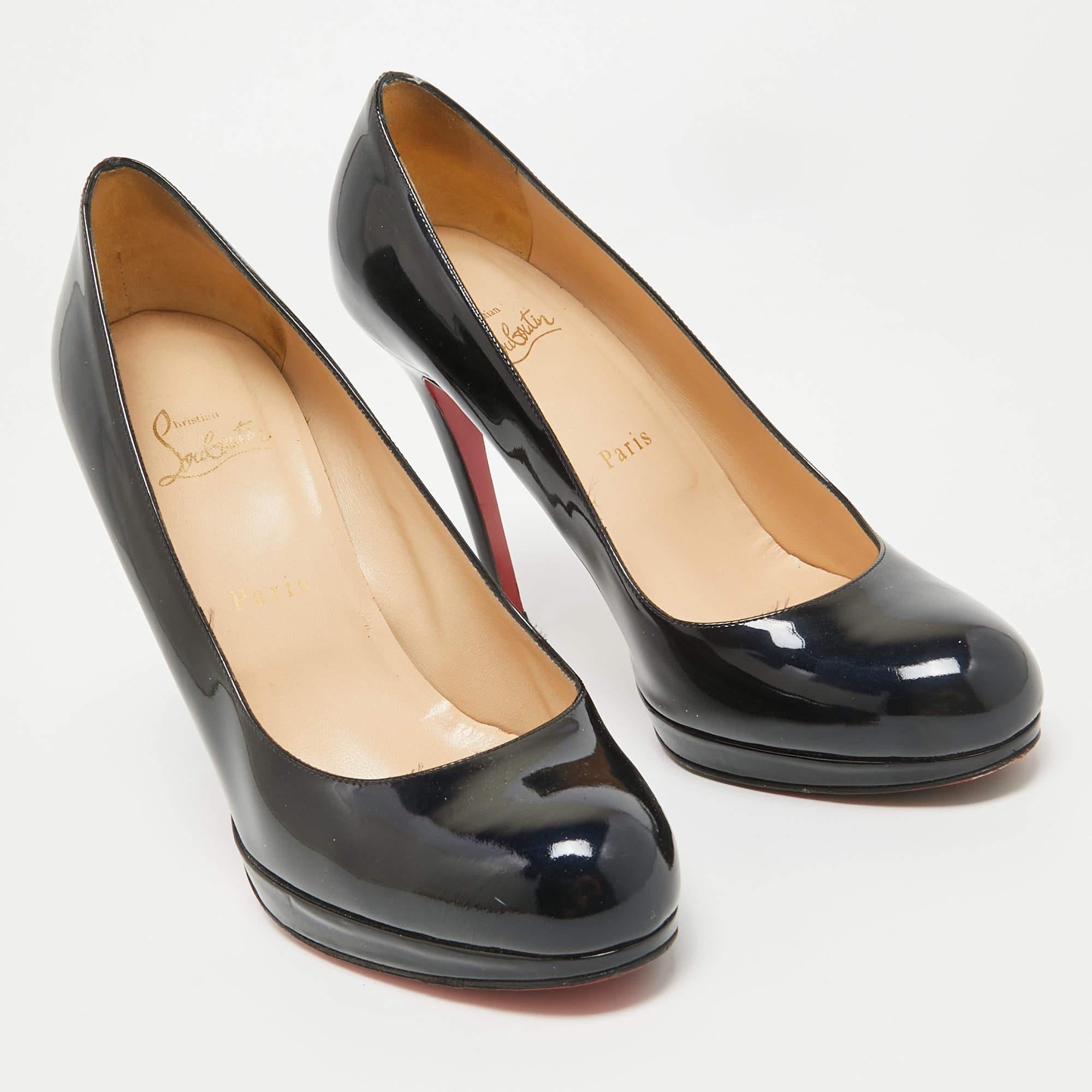 Women's Christian Louboutin Black Patent Leather Bianca Pumps Size 39 For Sale
