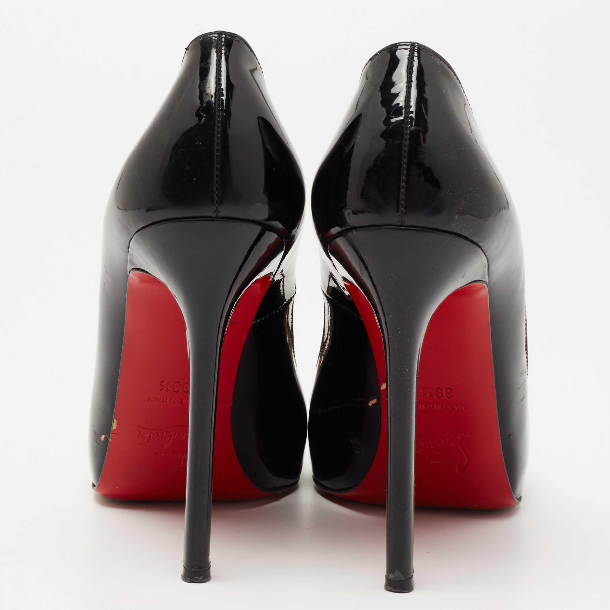 Christian Louboutin Black Patent Leather Flo Peep-Toe Pumps Size 39.5 For Sale 1