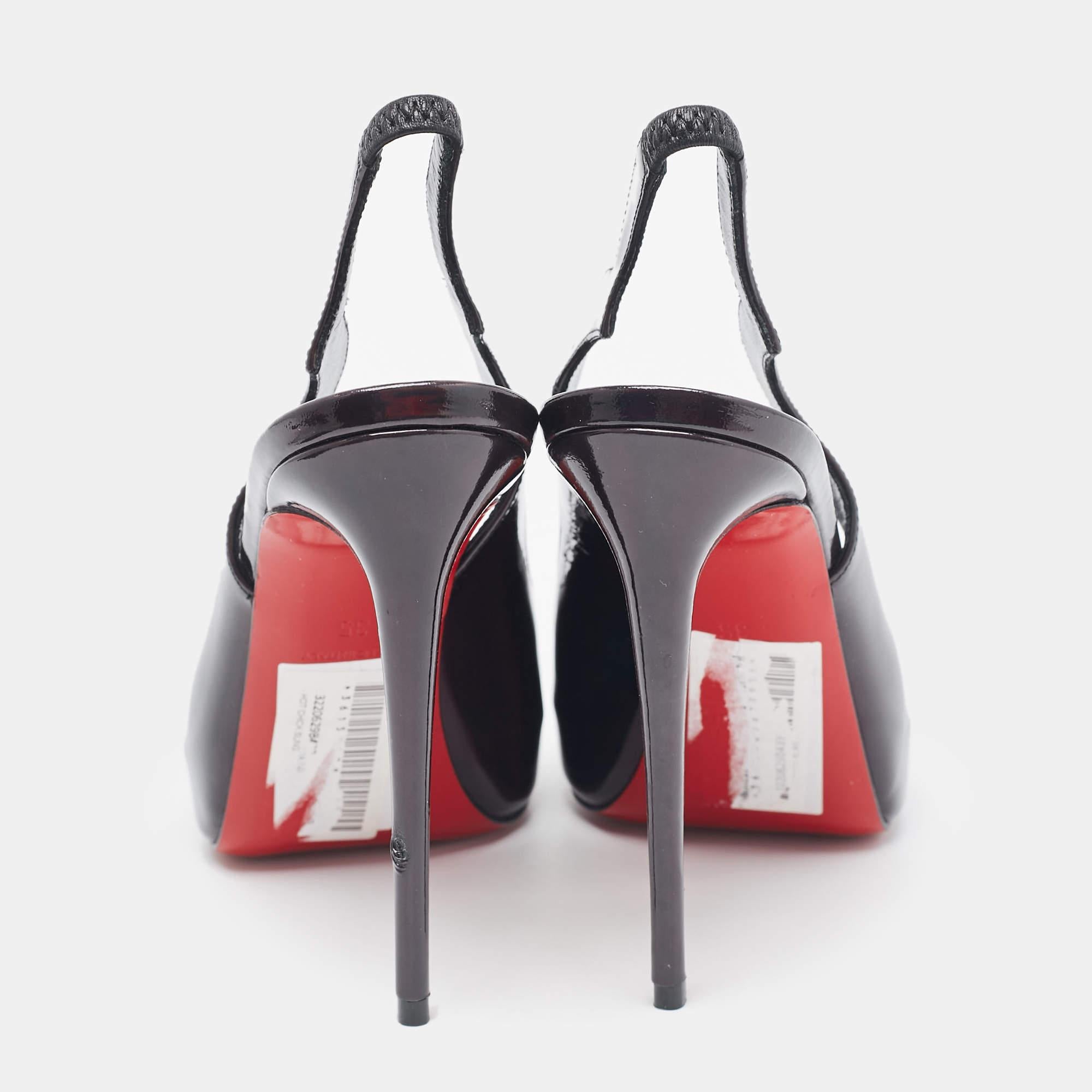 Christian Louboutin Noir cuir verni Hot Chick Slingback Pumps Size 35 en vente 1