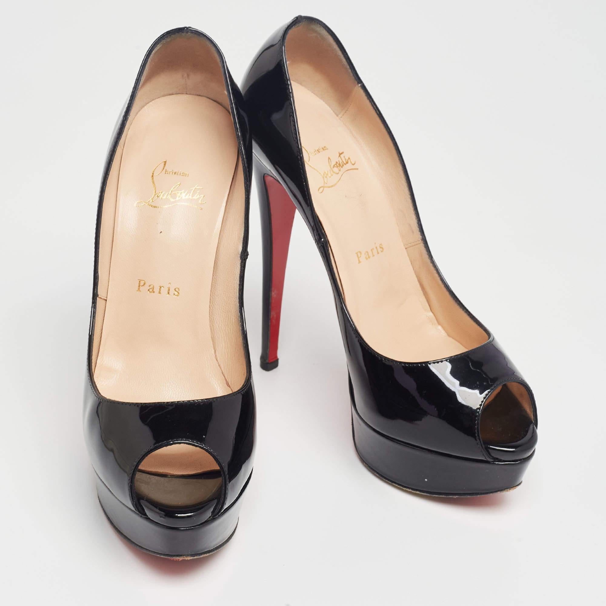 Christian Louboutin Black Patent Leather Lady Peep-Toe Pumps Size 38 In Good Condition For Sale In Dubai, Al Qouz 2