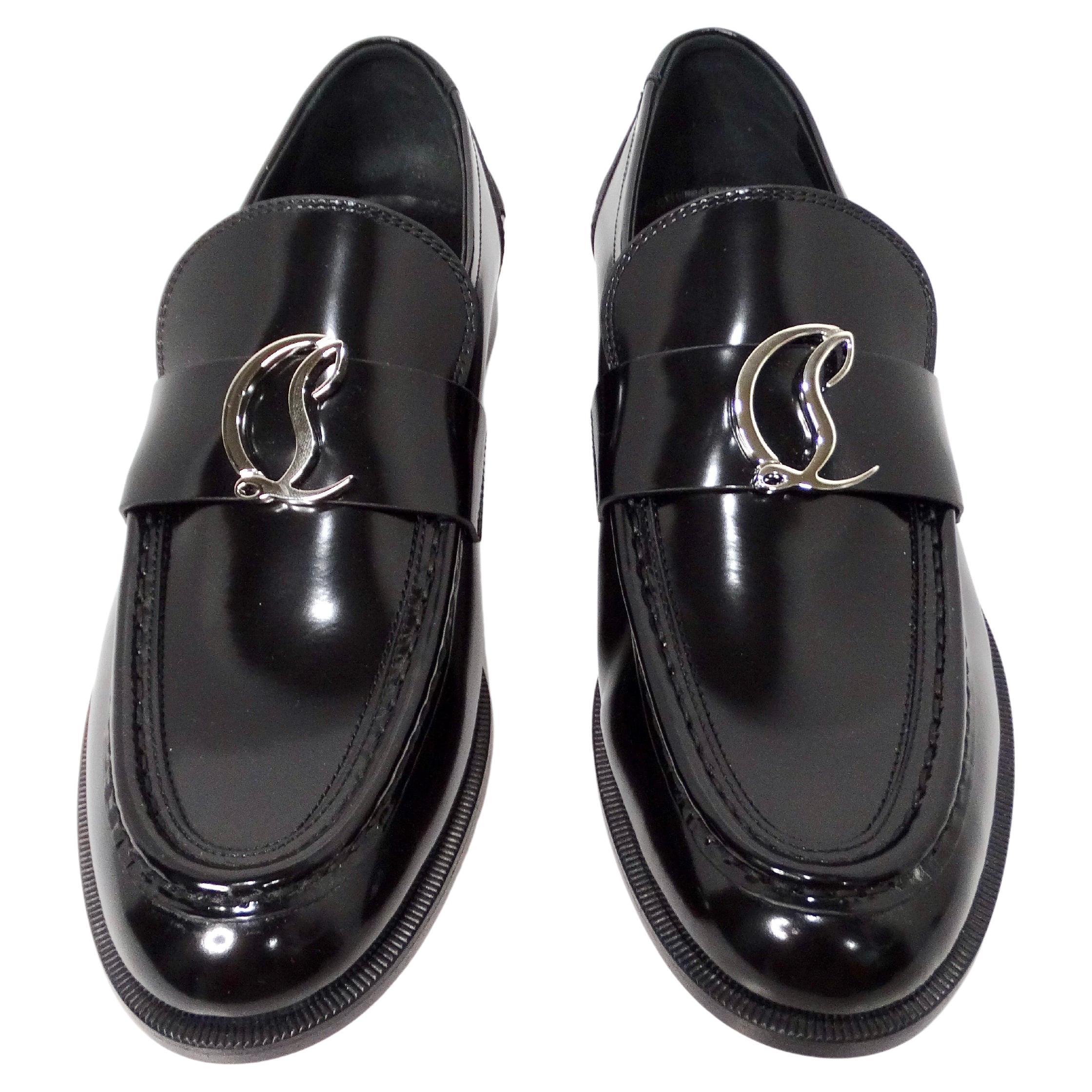 Christian Louboutin Mocassini piatti con logo in vernice nera