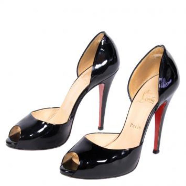 Christian Louboutin - Escarpins Madame Claude en cuir verni noir - Taille 39 en vente 3