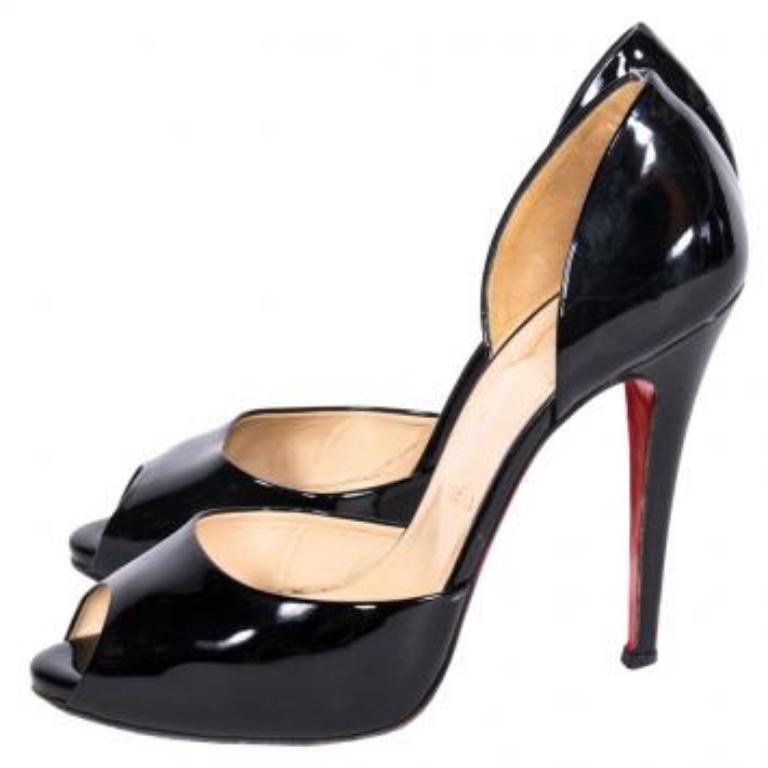 Christian Louboutin - Escarpins Madame Claude en cuir verni noir - Taille 39 en vente 4