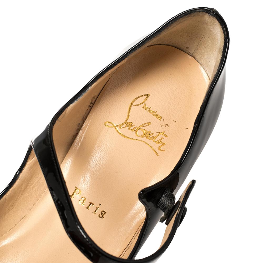Christian Louboutin Black Patent Leather Mary Jane Peep Toe Pumps Size 38 In Good Condition In Dubai, Al Qouz 2