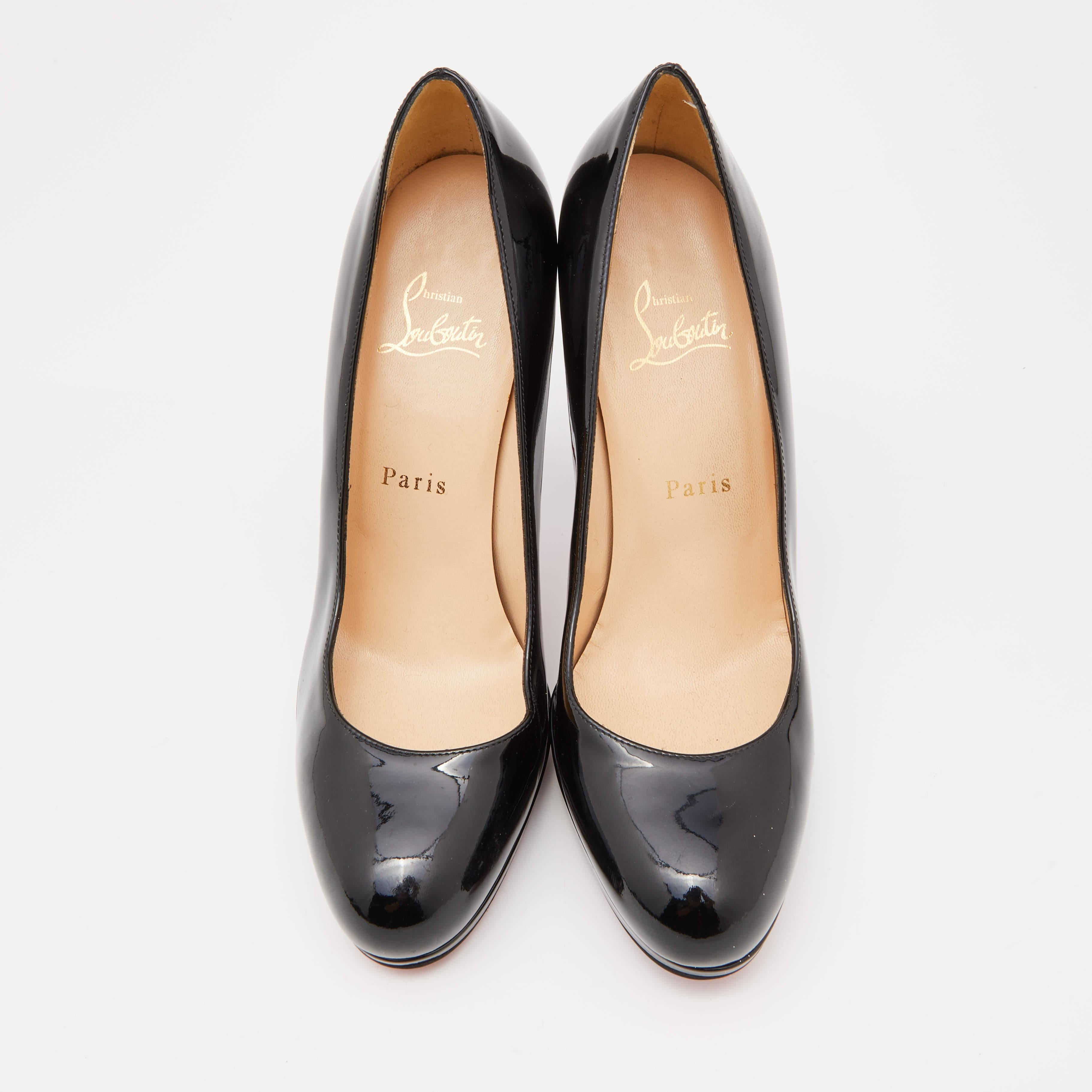 Women's Christian Louboutin Black Patent Leather New Simple Pumps Size 38 For Sale