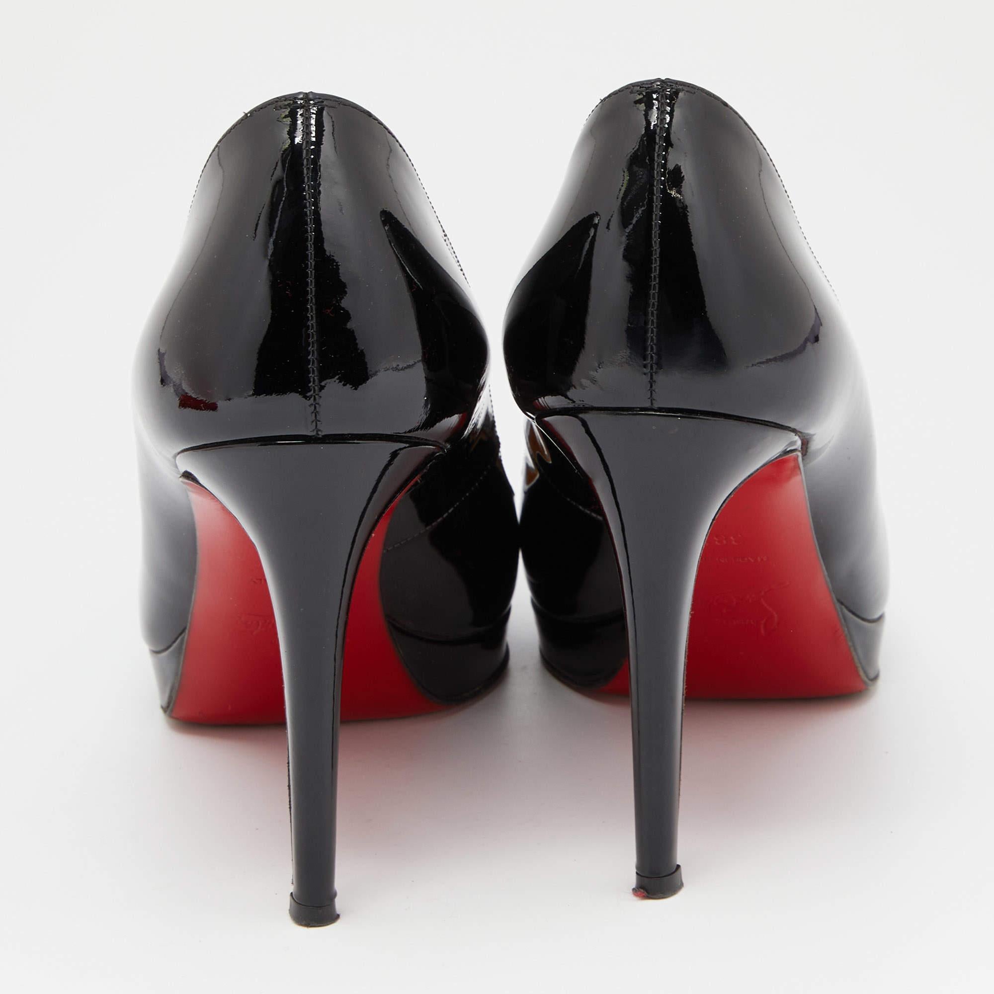 Christian Louboutin Black Patent Leather New Simple Pumps Size 38.5 For Sale 4