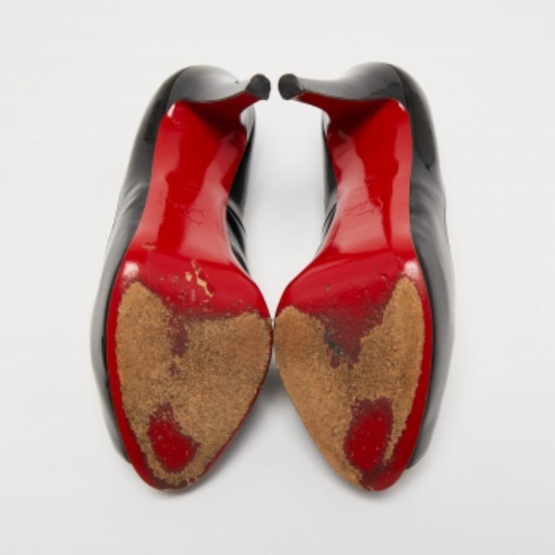 Christian Louboutin Negro Charol Nuevo Bombas Very Prive Talla 38 en venta 2