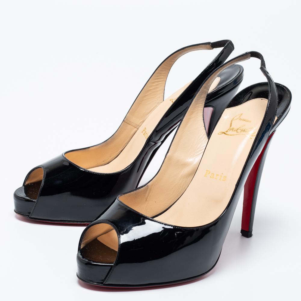 These Christian Louboutin pumps are timeless, versatile, and stunning! They are crafted from patent leather and styled with peep toes, slingback straps, and 13 cm heels to lift you beautifully. The pumps are given a finishing touch with the