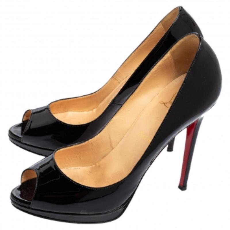 Christian Louboutin - Pompe in vernice nera con zeppa di pelle taglia 40 in vendita 2