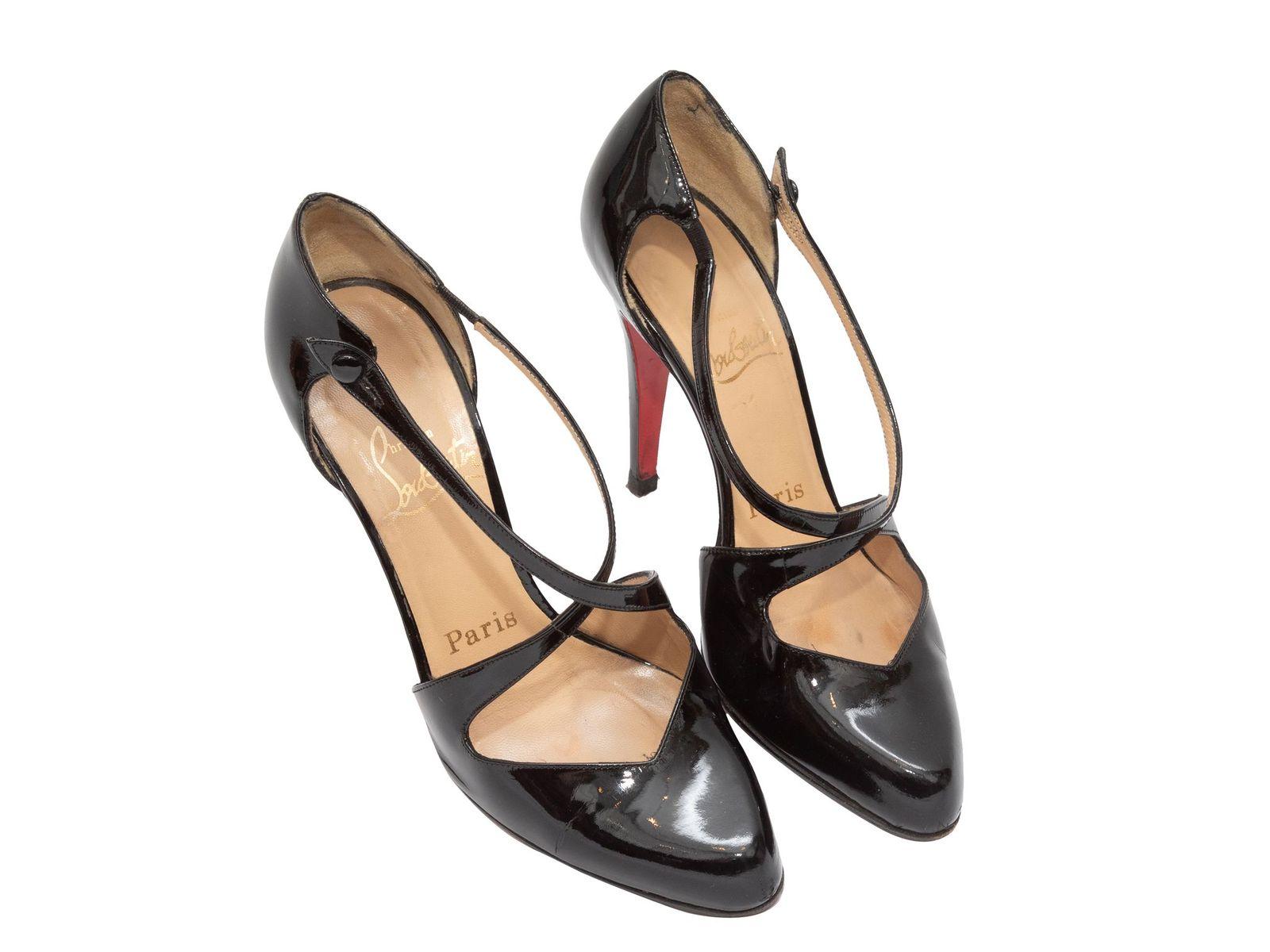 Christian Louboutin Black Patent Leather Pumps In Good Condition In New York, NY