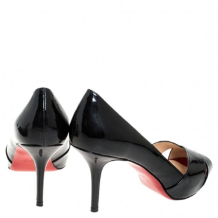 Christian Louboutin Shelley Peep Toe Pump en cuir verni noir Taille 37.5 Bon état - En vente à Dubai, Al Qouz 2