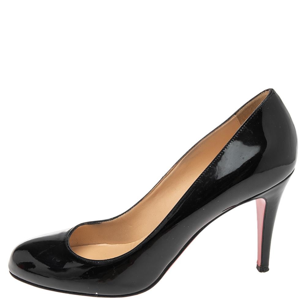 Louboutins are designed to lift one's attitude and outfit. Let this pair lift yours as well by owning them today. Crafted from patent leather, these black pumps carry covered toes and a sleek silhouette. Completed with 8.5 cm heels and the signature