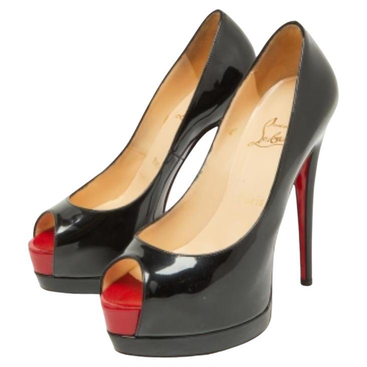 Christian Louboutin Pumps in vernice nera Very Prive Peep Toe Taglia 36