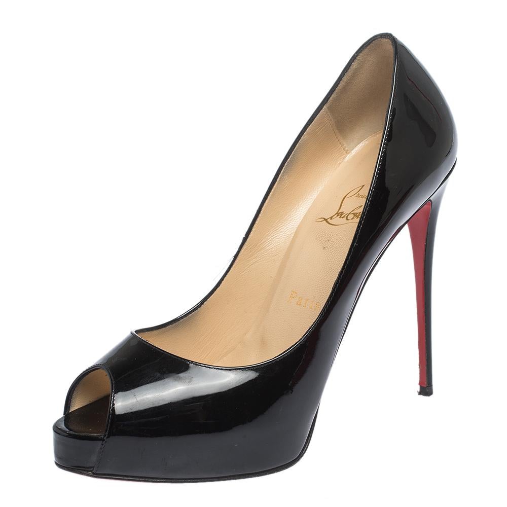 This black pair of Christian Louboutin Very Prive pumps is a timeless classic. Step out in style while flaunting these patent leather shoes, ideal for all occasions. They feature peep toes, platforms and 12 cm high heels.

Includes: Original Dustbag