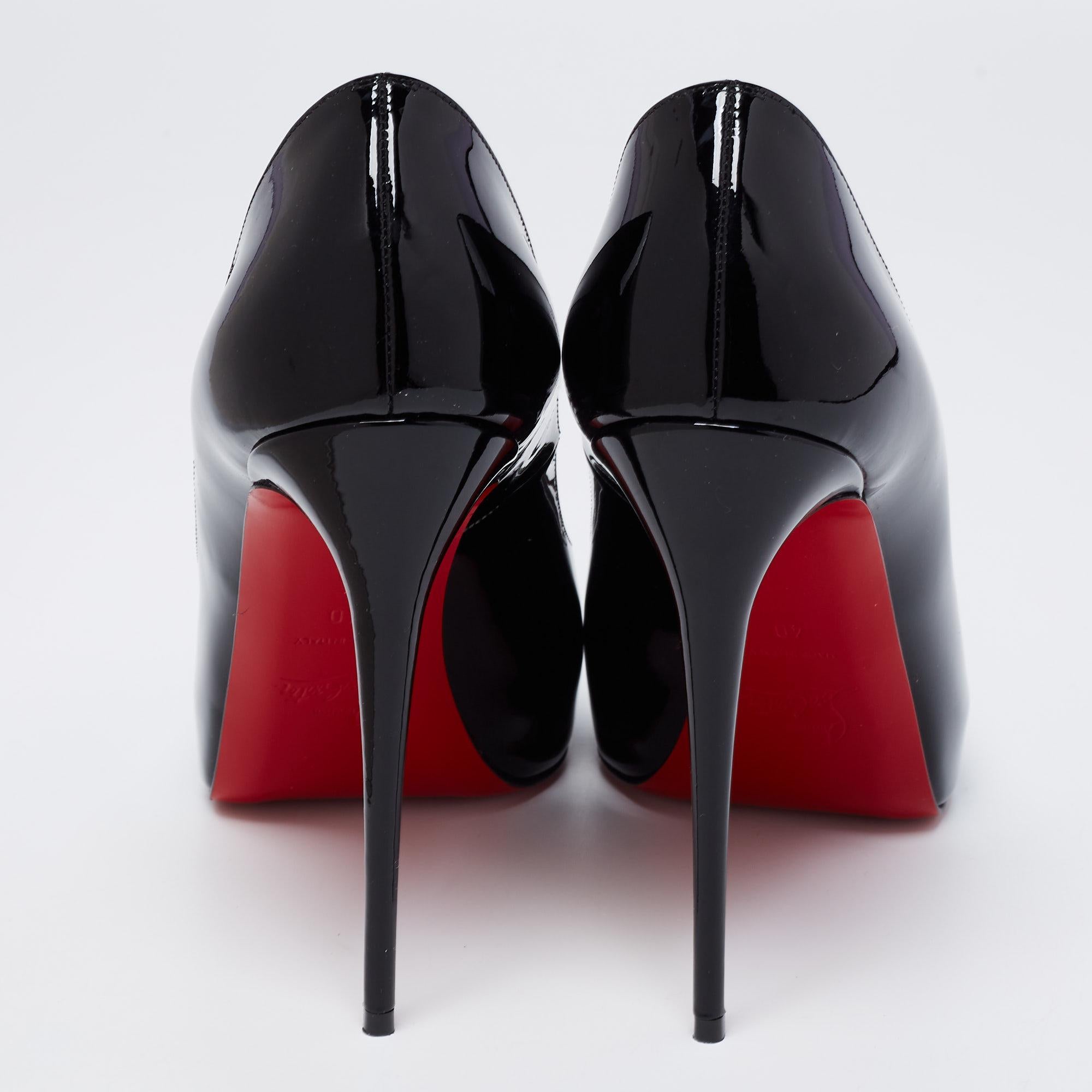 Christian Louboutin Black Patent Leather Very Prive Peep-Toe Pumps Size 38.5 For Sale 1