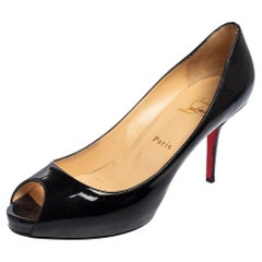 Christian Louboutin Pumps in vernice nera Very Prive Peep-Toe Taglia 40.5