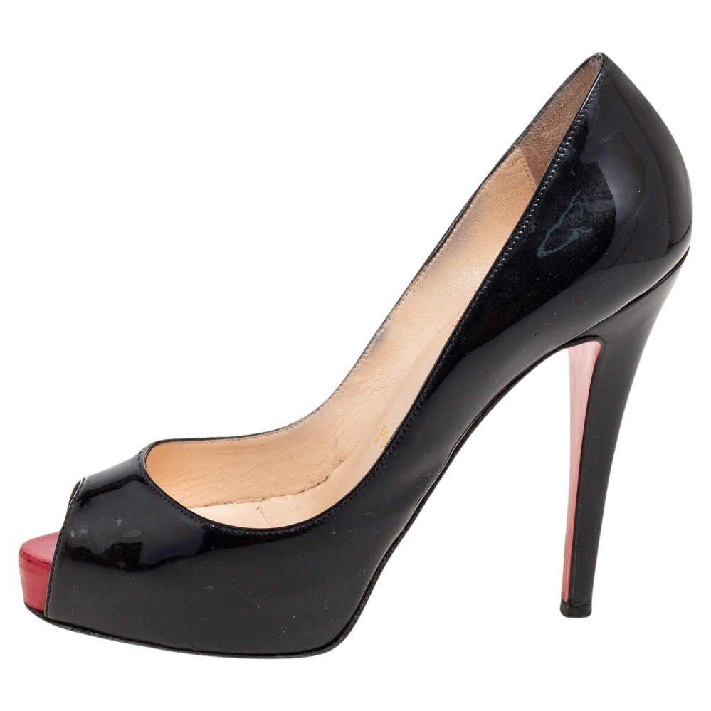 Christian Louboutin Black Patent Leather Very Prive Pumps Size 35 For Sale
