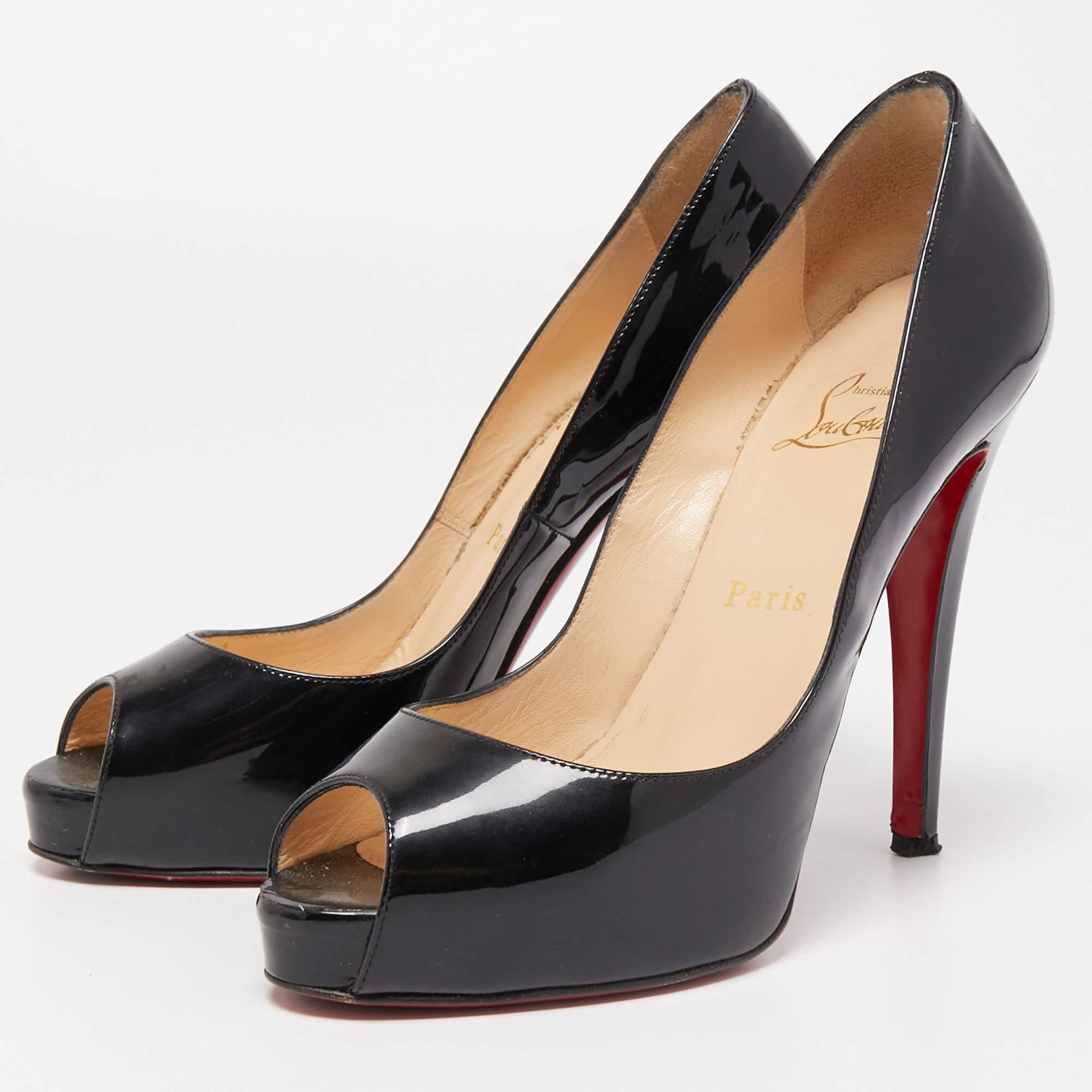 Women's Christian Louboutin Black Patent Leather Very Prive Pumps Size 37 For Sale