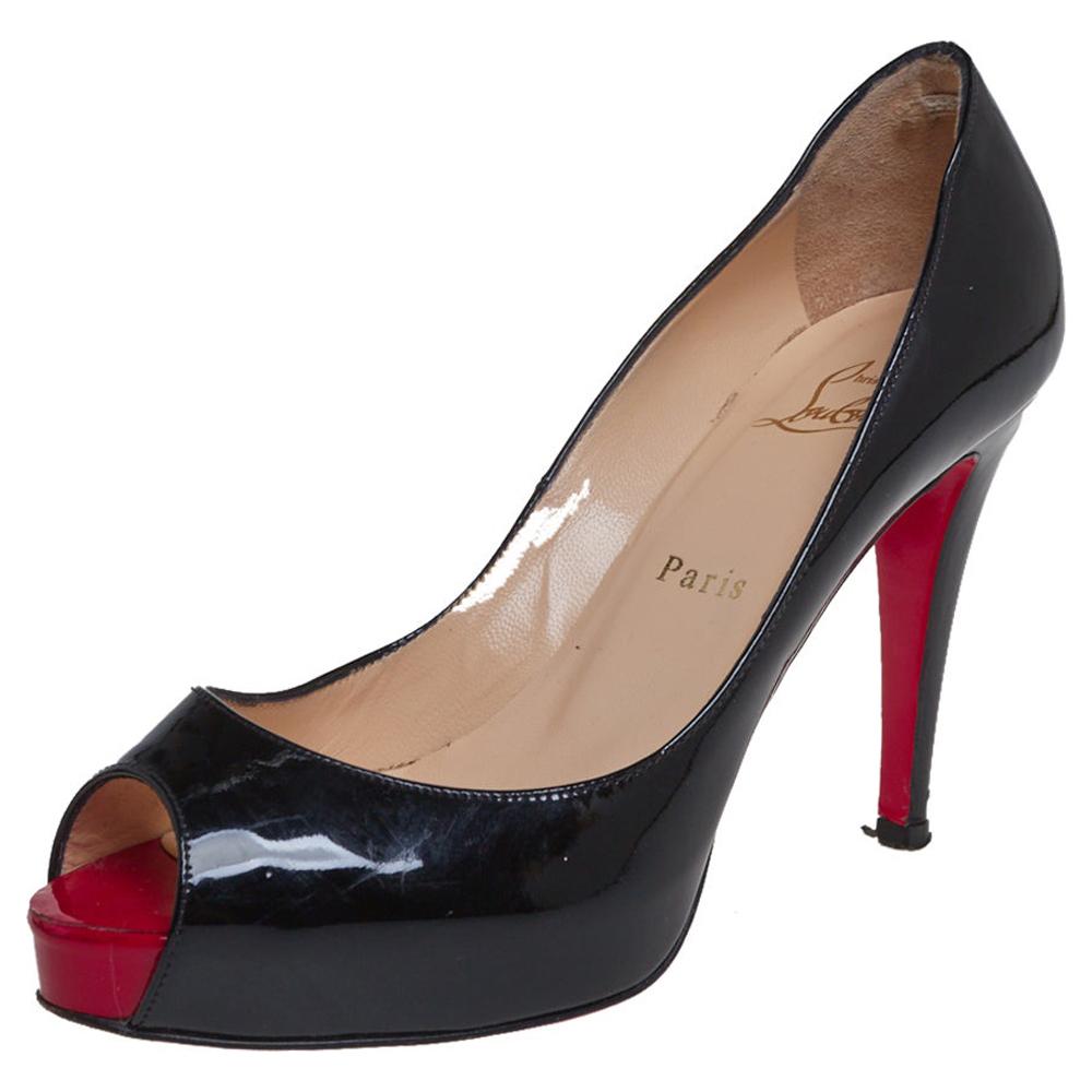 Christian Louboutin Black Patent Leather Very Prive Pumps Size 38 For Sale