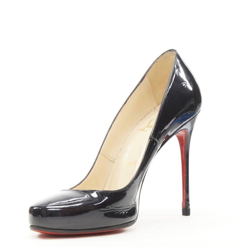 CHRISTIAN LOUBOUTIN - Escarpins classiques à pointe arrondie en brevet noir EU38,5 Bon état - En vente à Hong Kong, NT