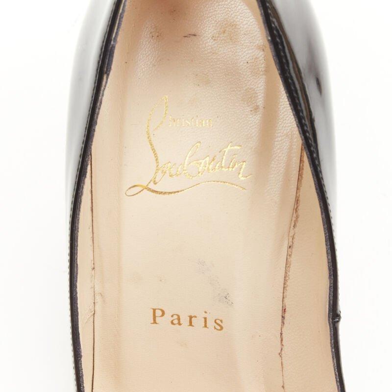 CHRISTIAN LOUBOUTIN - Escarpins classiques à pointe arrondie en brevet noir EU38,5 en vente 4