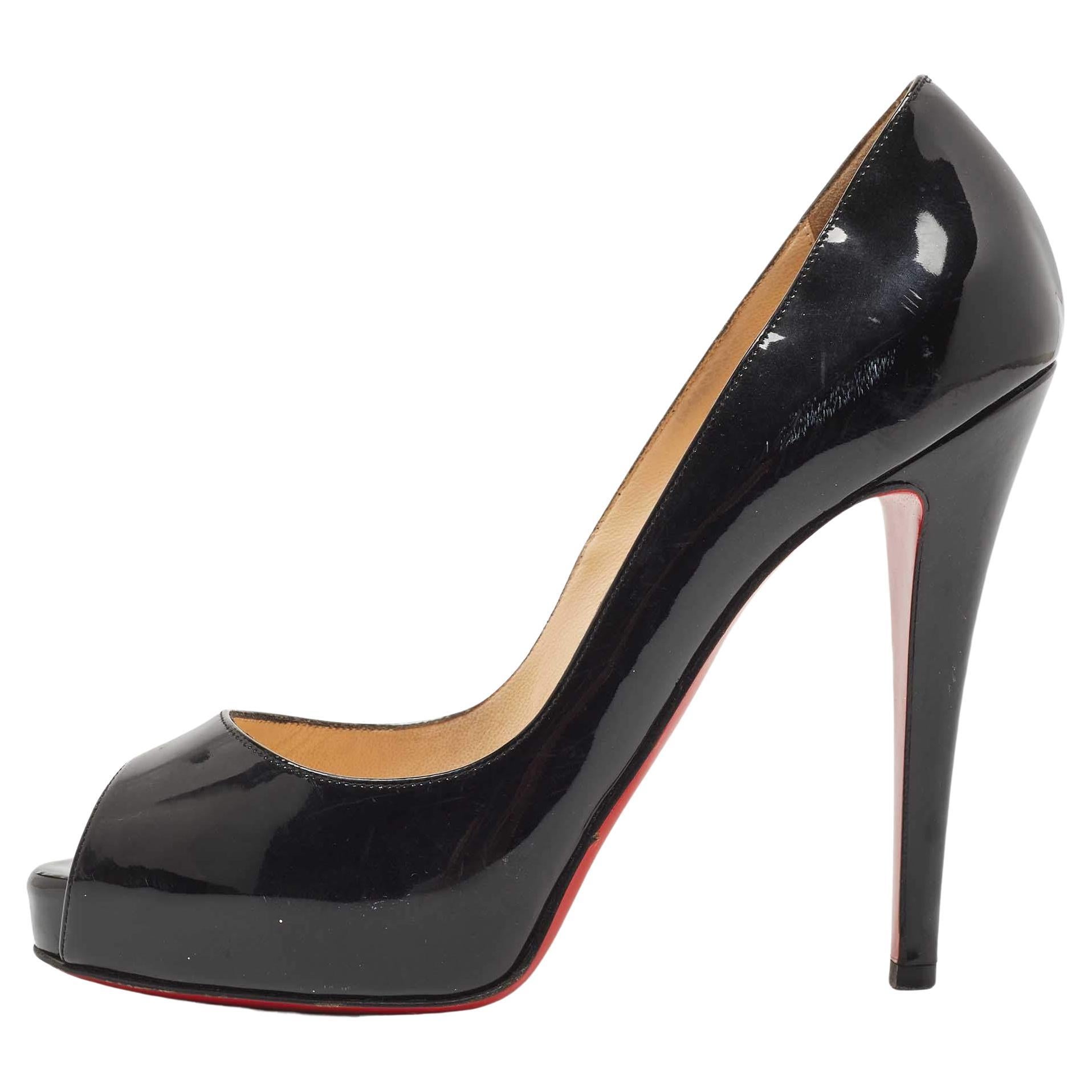 Christian Louboutin Black Patent Very Prive Pumps Size 38 For Sale