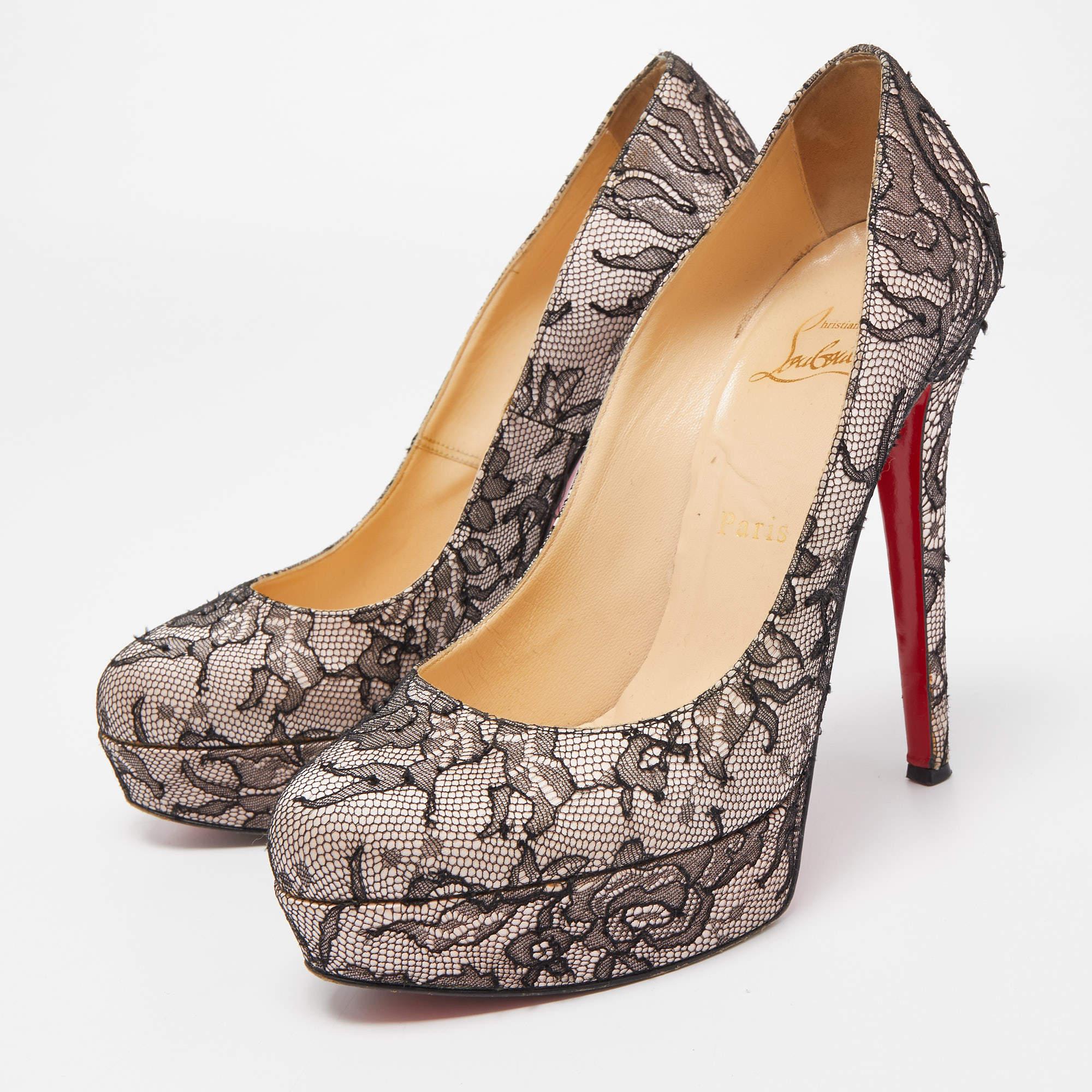 Christian Louboutin Black/Pink Lace and Satin Bianca Pumps Size 38 For Sale 1
