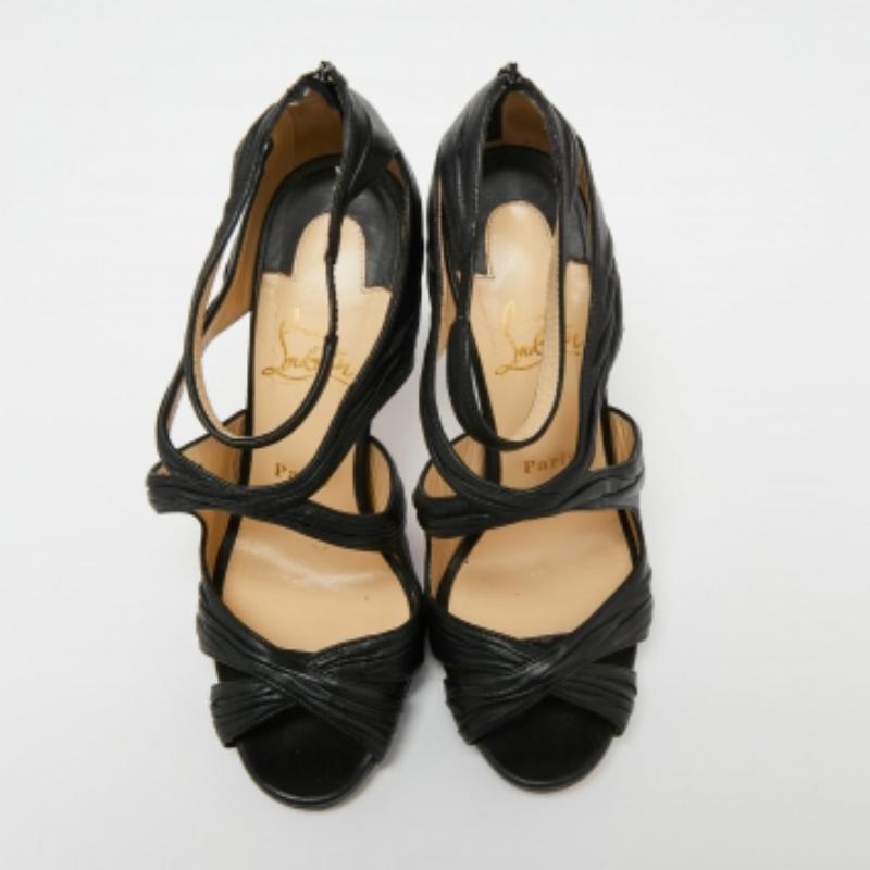 Christian Louboutin Sandales Kashou en cuir plissé noir Taille 38 Pour femmes en vente