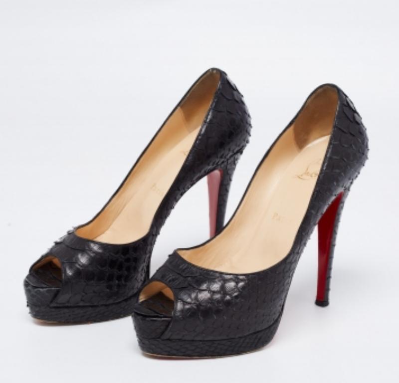 Christian Louboutin - Pitone nero Altadama - Pompe con piattaforma Peep-Toe Taglia 38 in vendita 3