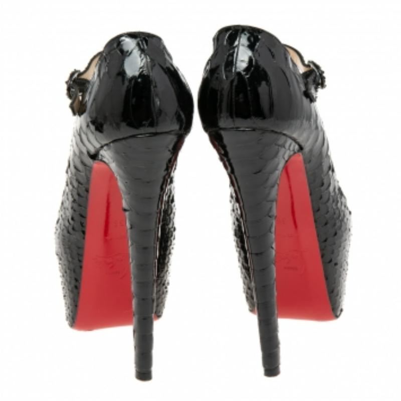 Christian Louboutin Black Python Leather Daffodile Pumps Size 36 For Sale 2