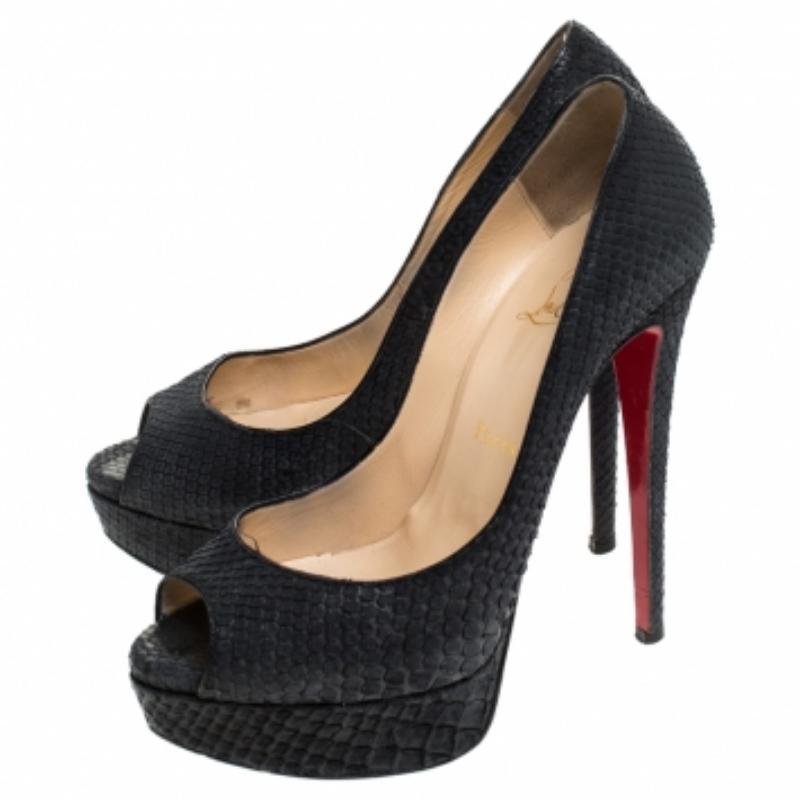 Christian Louboutin Schwarz Python Leder Lady Peep Toe Plateau Pumps Größe 37.5 im Angebot 3