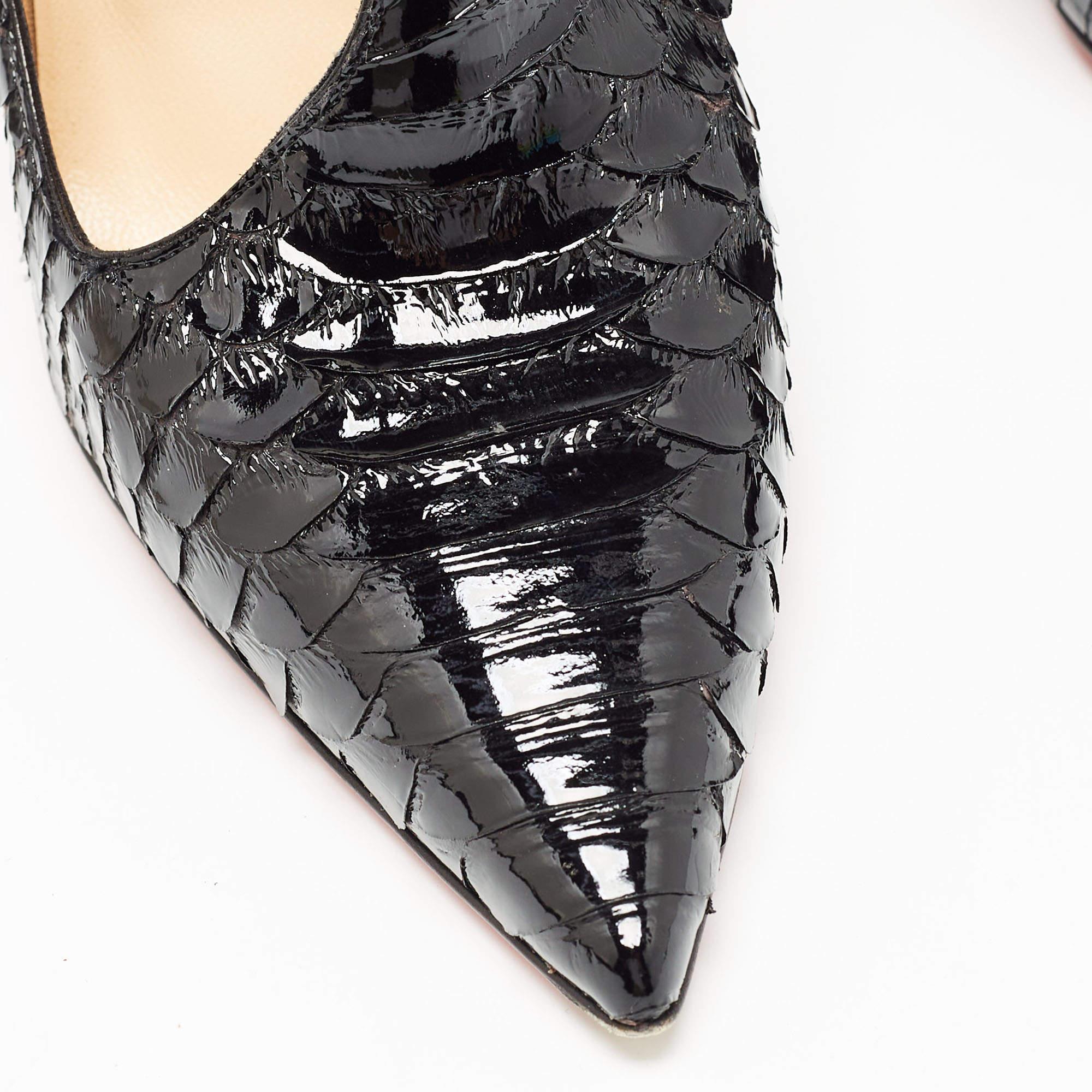 Christian Louboutin Escarpins Vampydoly en cuir python noir Taille 36.5 en vente 2