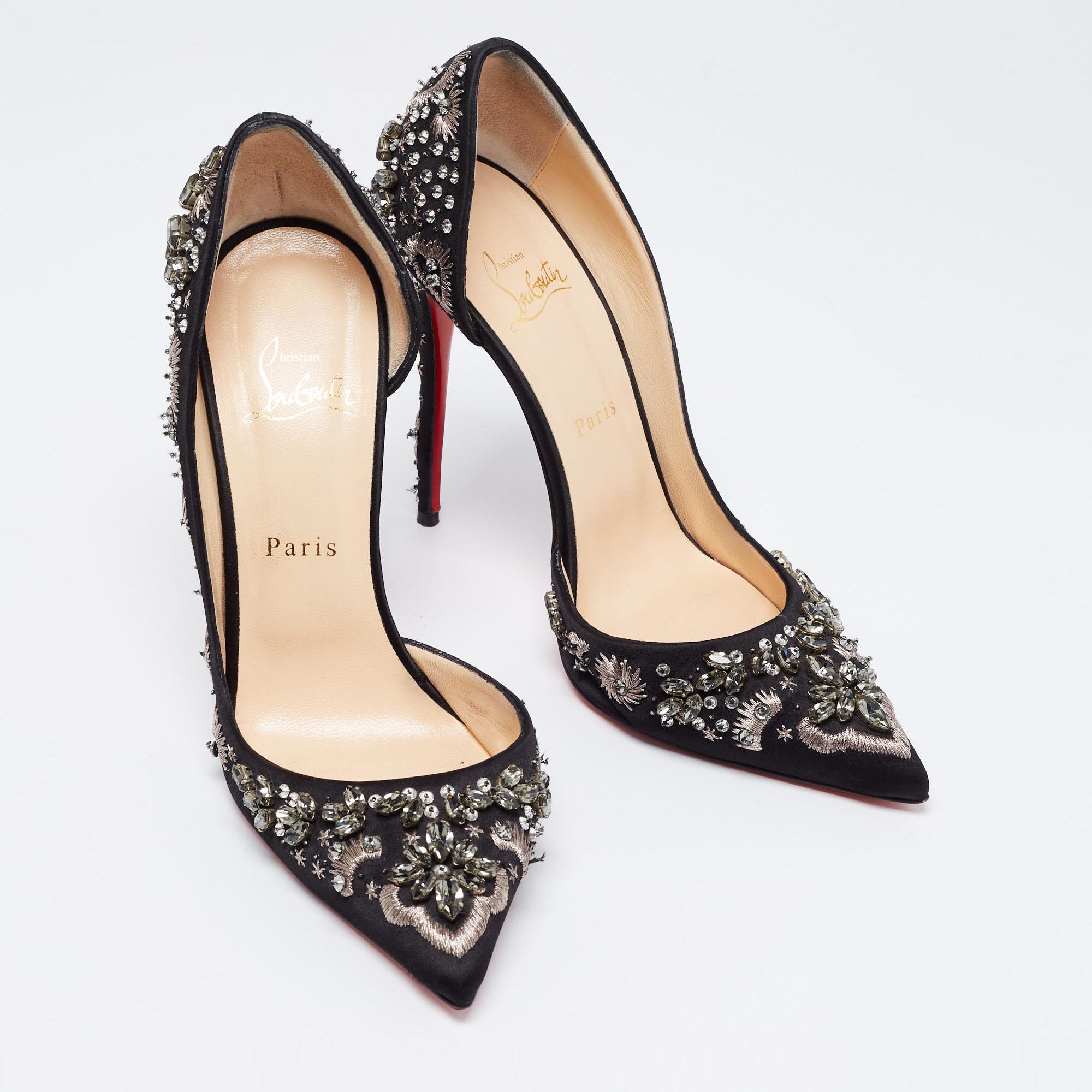 Christian Louboutin Black Satin Brodiriza Embellished D'orsay Pumps Size 40 In Good Condition In Dubai, Al Qouz 2