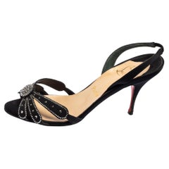 Christian Louboutin Schwarze Satin-Sandalen mit Kristallen und Slingback-Sandalen Größe 39