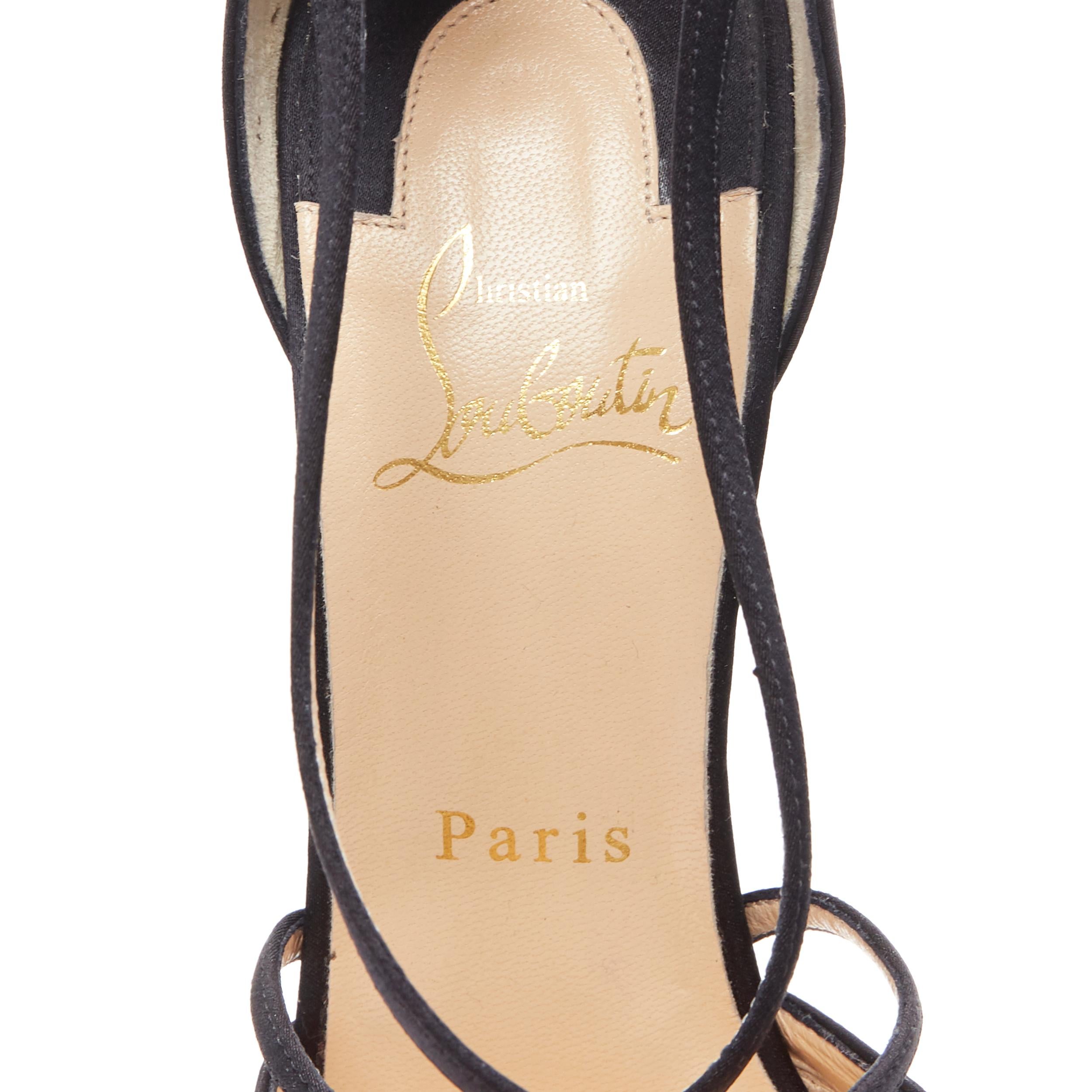 CHRISTIAN LOUBOUTIN zapato de salón de satén negro con apliques florales y tiras cruzadas EU38.5 6