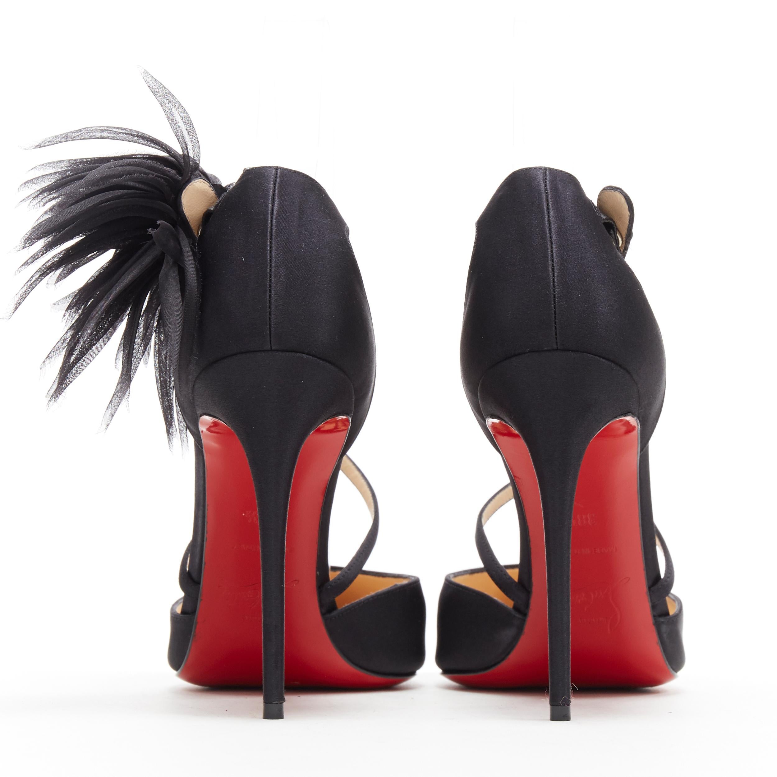 De las mujeres CHRISTIAN LOUBOUTIN zapato de salón de satén negro con apliques florales y tiras cruzadas EU38.5