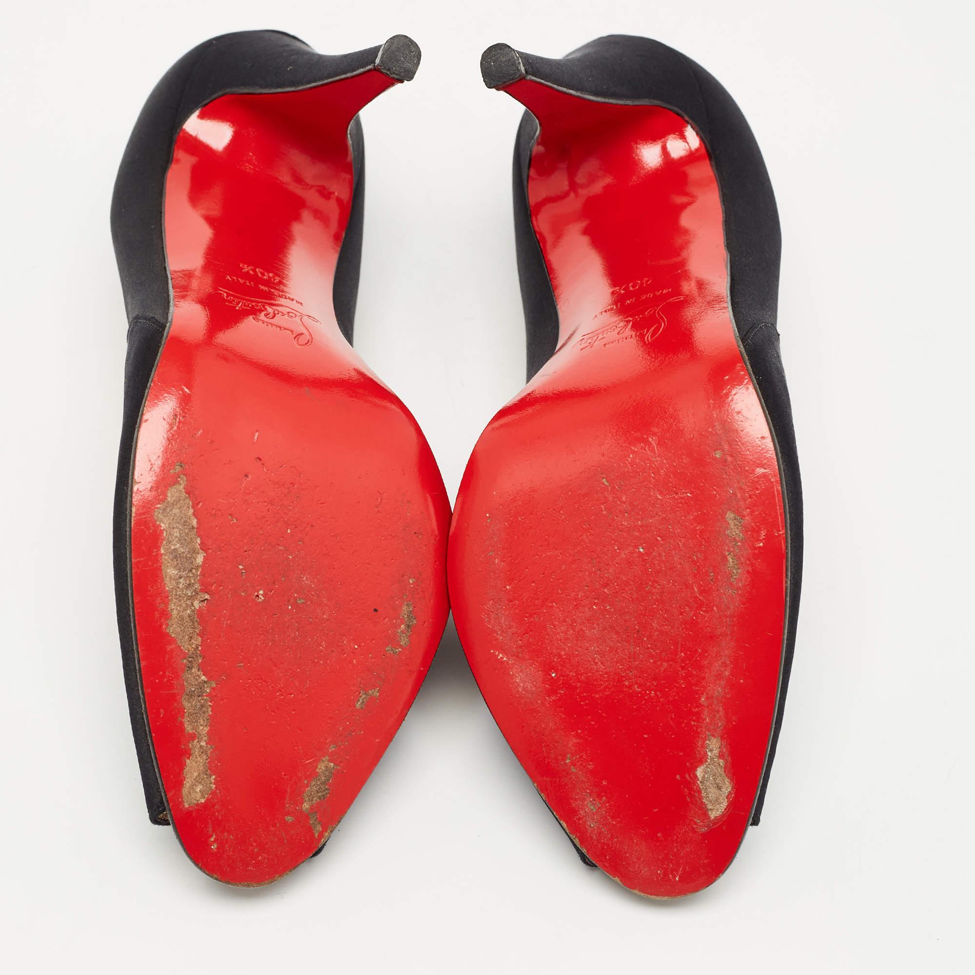 Women's Christian Louboutin Black Satin Peep Toe Pumps Size 40.5 For Sale