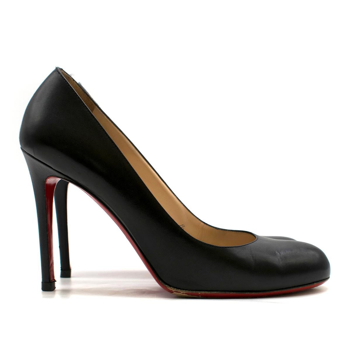 Christian Louboutin Black Simple Calf Leather Pumps 
 
- Black Simple Calf Leather Pumps
- Rounded toe, scalloped lines
- 100mm Leather-covered stiletto heel
- Low-cut vamp 
- Slips on 
- Lined with beige leather
- Signature red leather sole