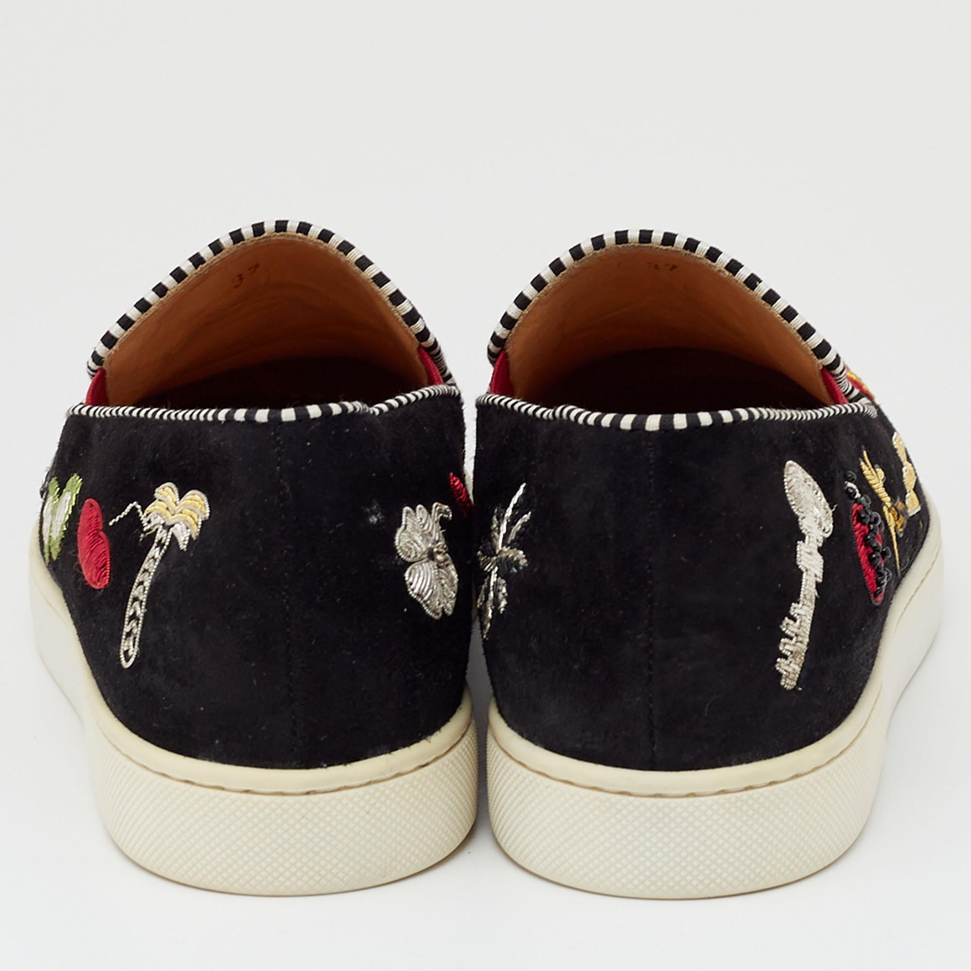 Christian Louboutin Black Suede Embellished Pik N Luck Slip-on Sneakers Size 37 In Excellent Condition In Dubai, Al Qouz 2