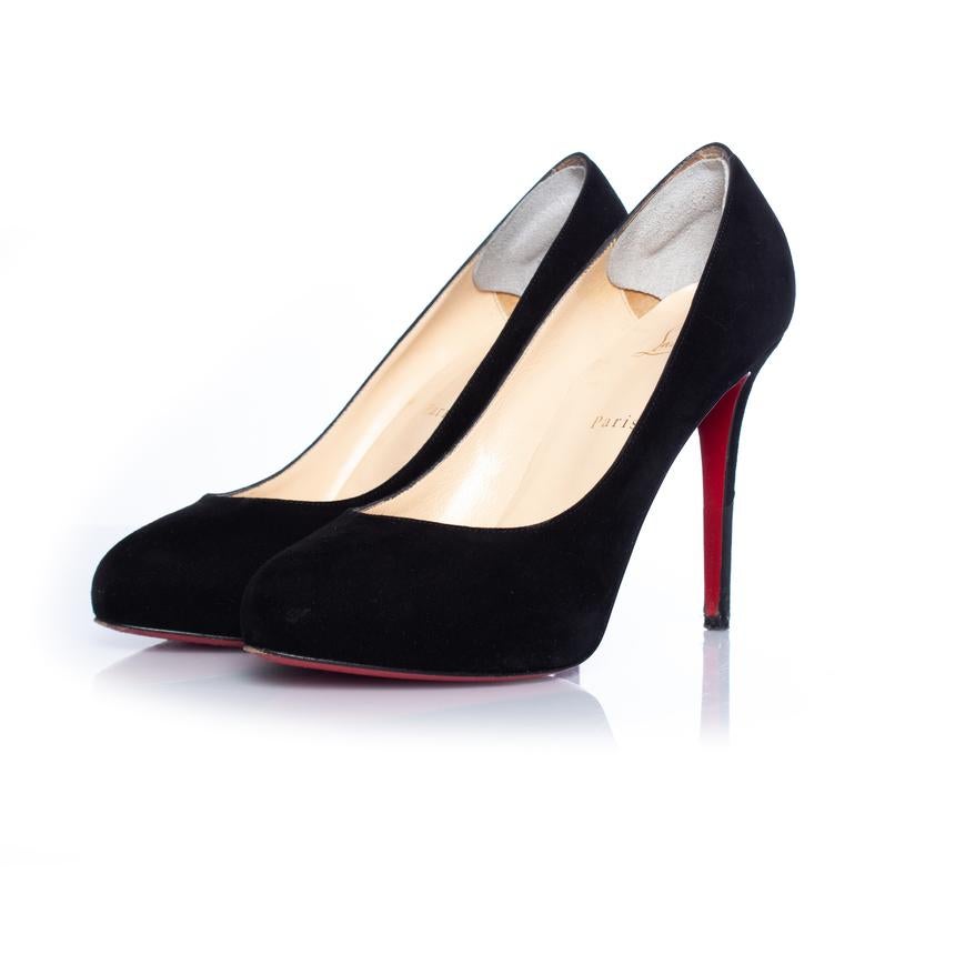 Christian Louboutin, Black suede hidden platform pumps. The item is in very good condition and comes with box and dustbag. Heels have a protective cover and inside has a cushion at the heel.

• CONDITION: very good condition 

• SIZE: 40

• INSOLE