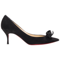 CHRISTIAN LOUBOUTIN black suede leather bow pointed toe V-neck pump EU39.5