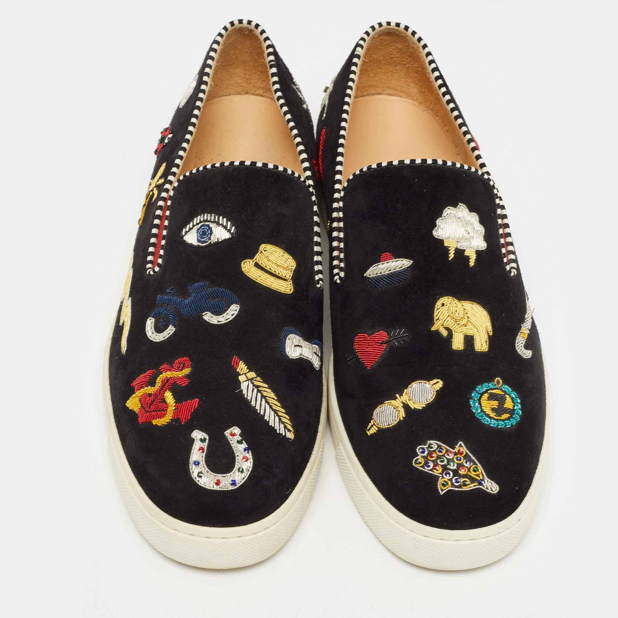 Designed to elevate your style quotient and give you comfort at the same time, Christian Louboutin brings you these lovely sneakers. They are crafted from black suede, beautified with embellishments, and set on durable rubber soles.

