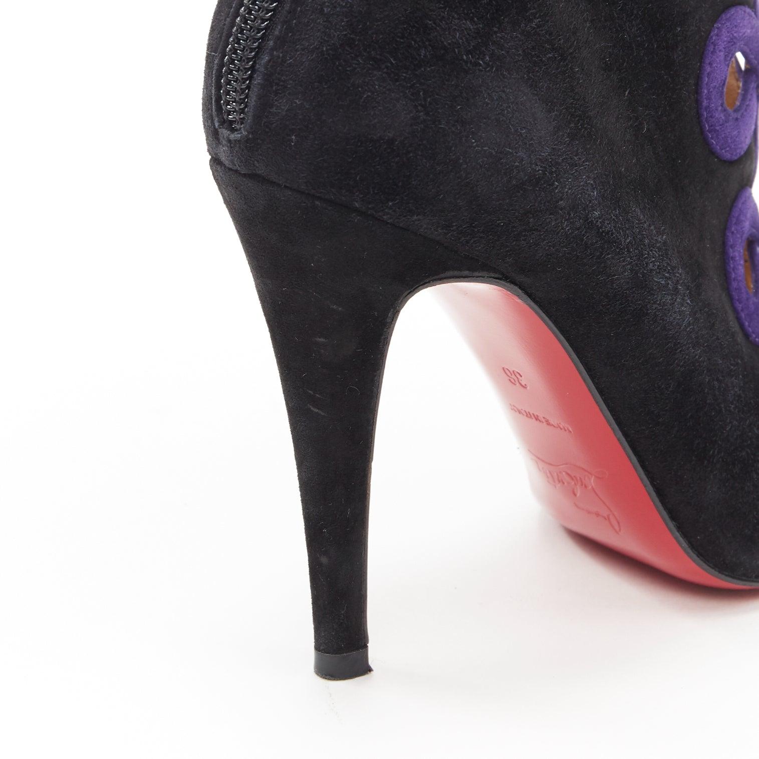 CHRISTIAN LOUBOUTIN Bottines à talons hauts en daim noir et violet avec découpe tourbillonnante EU36 en vente 4