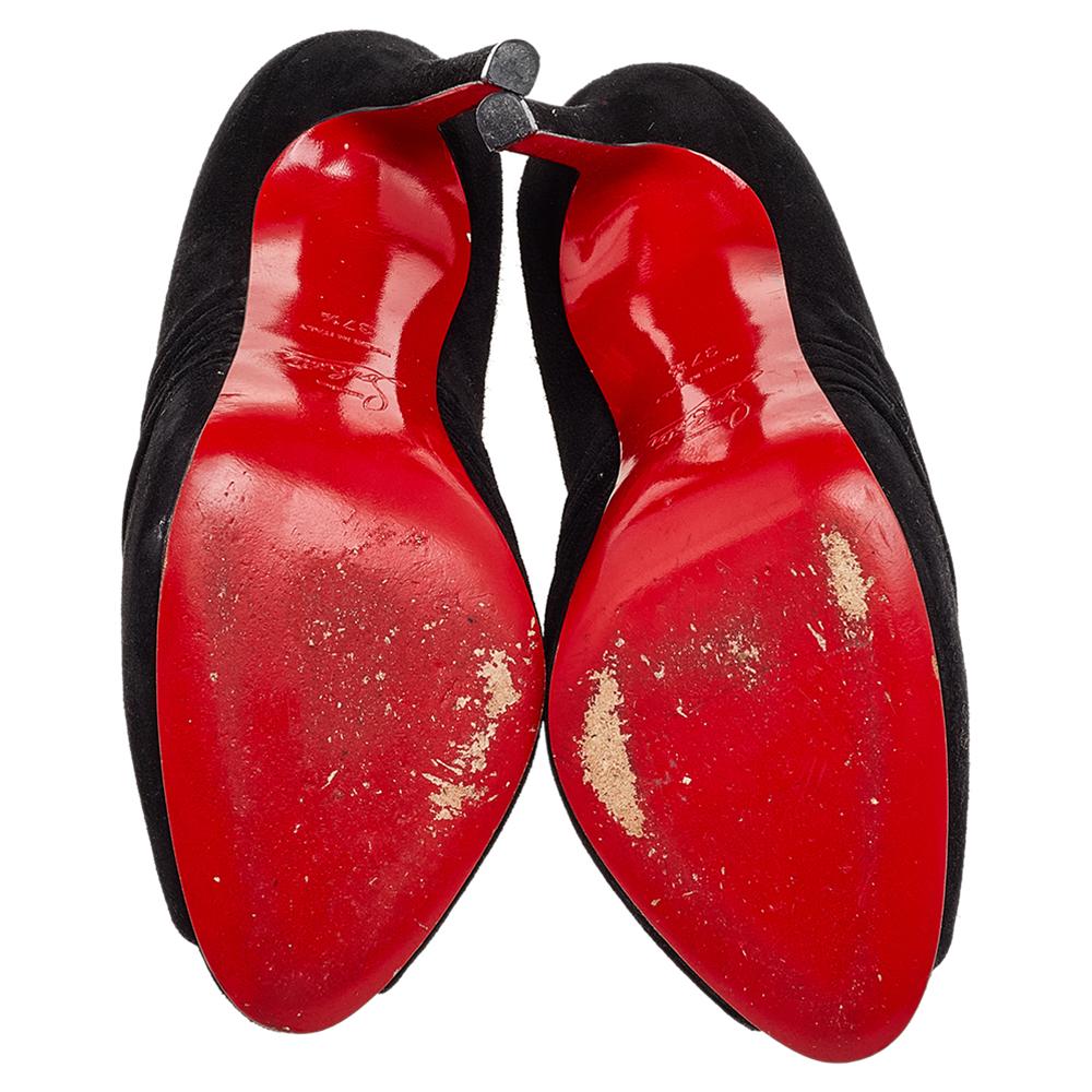 Christian Louboutin Black Suede Ruched Detail Drapadita Peep Toe Pumps Size 37.5 For Sale 3