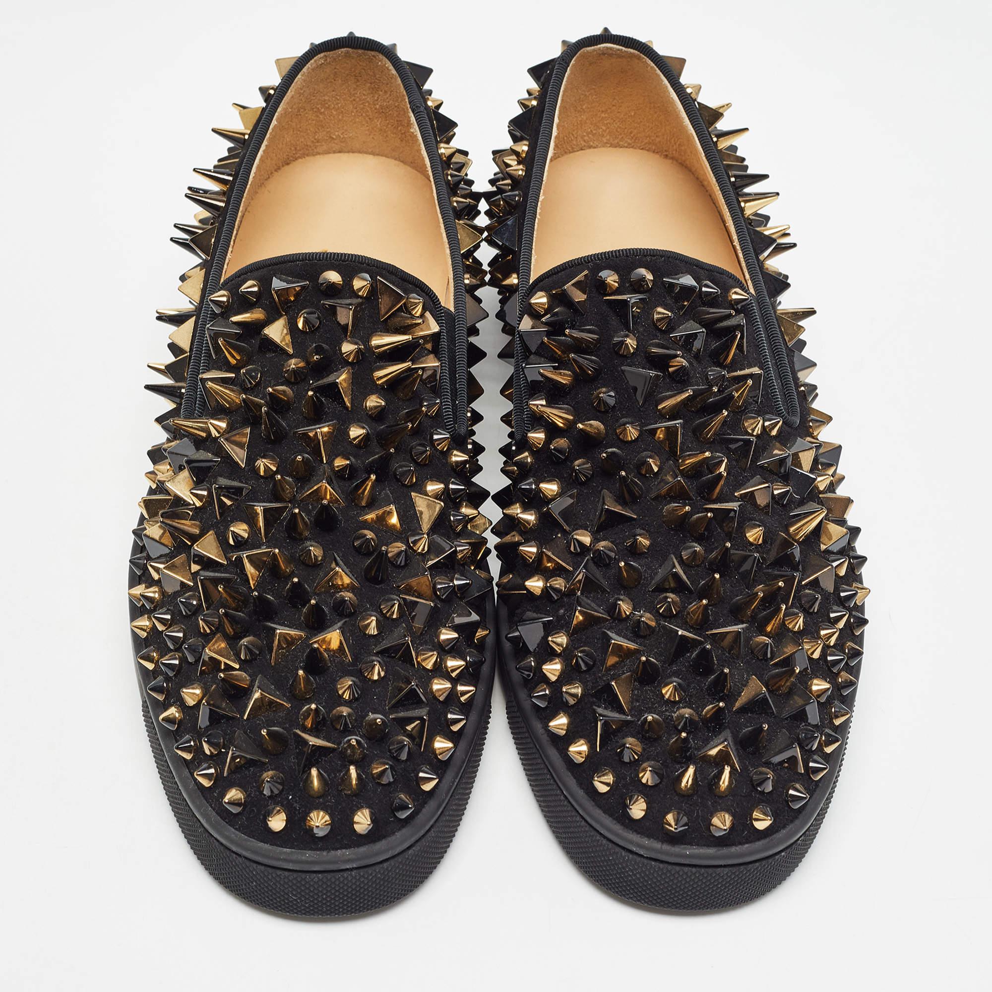 Christian Louboutin Black Suede Spike Loafers Size 40 In Excellent Condition In Dubai, Al Qouz 2