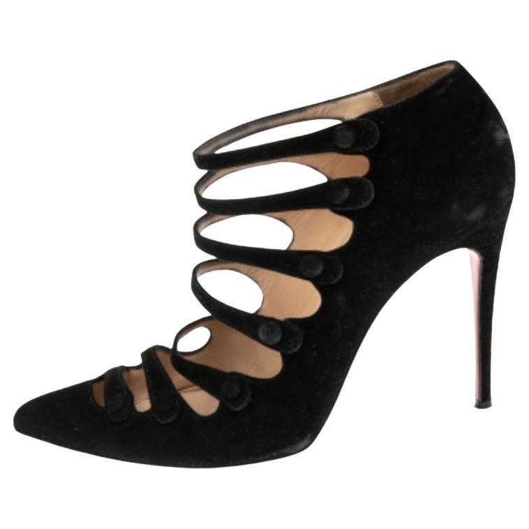 Christian Louboutin - Escarpins Viennana en daim noir, taille 38.5 en vente