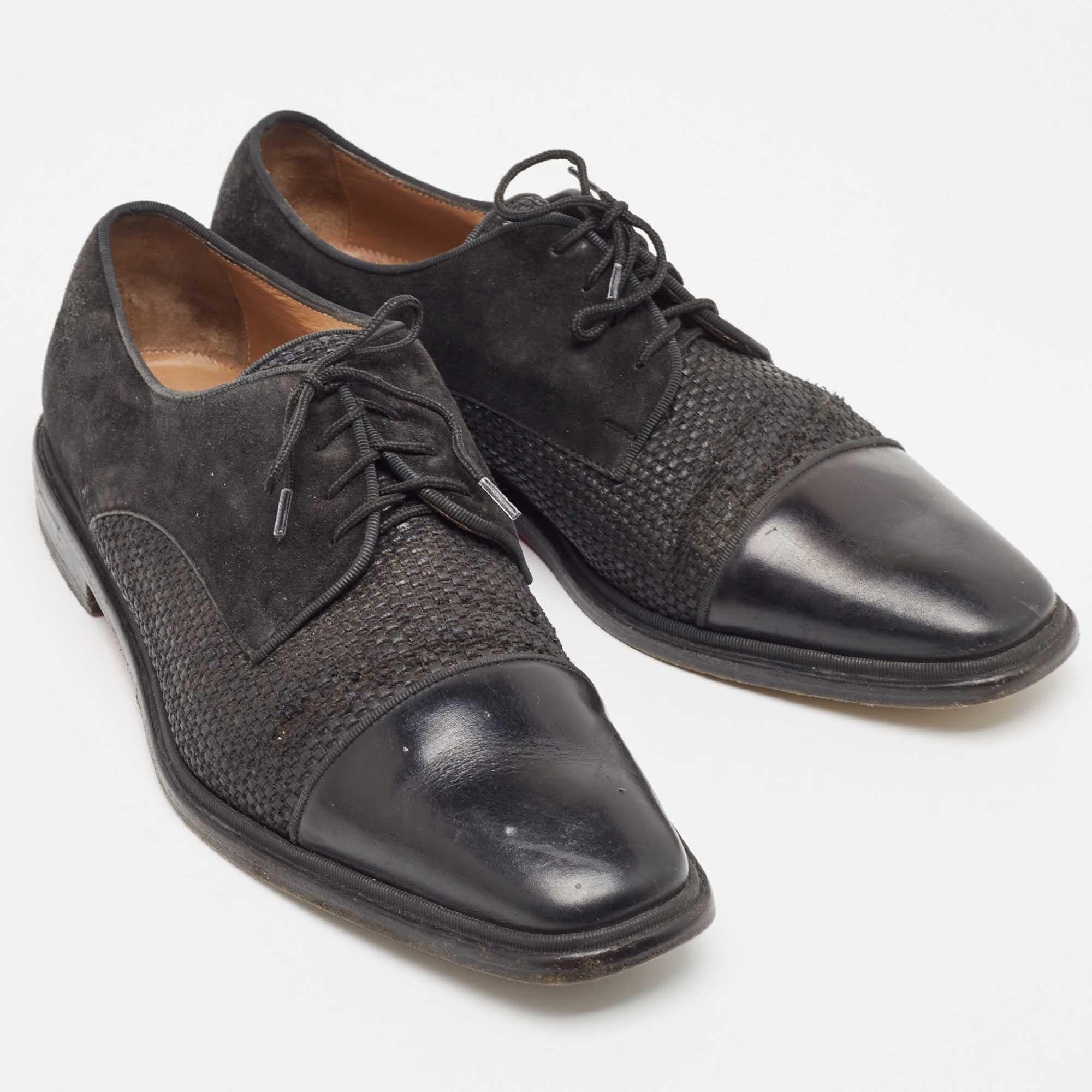 Christian Louboutin Derby en daim tressé Greggo Cap Top Taille 41 État moyen - En vente à Dubai, Al Qouz 2