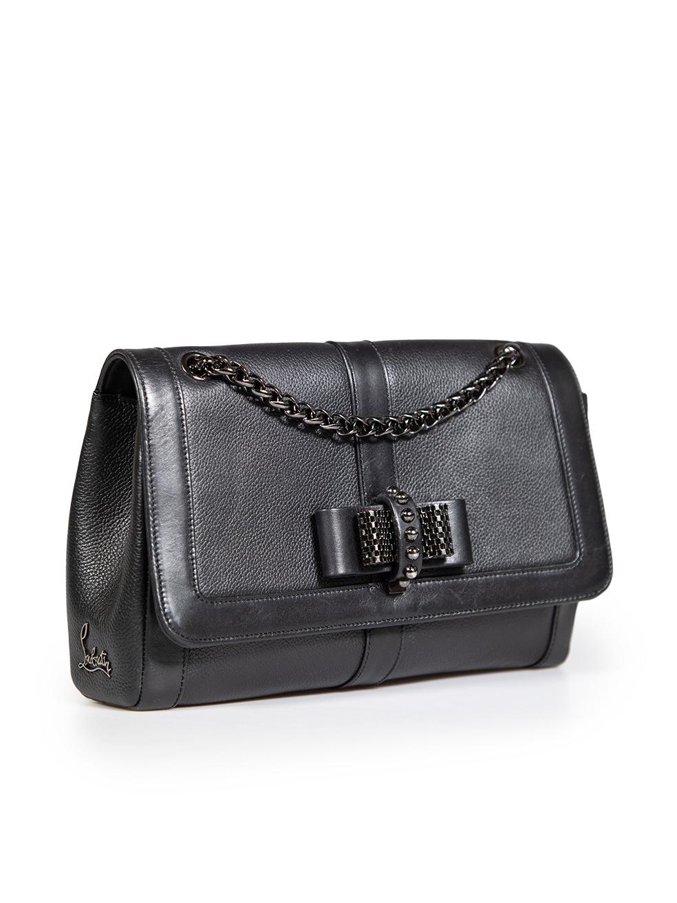 CONDITION is Very good. Minimal wear to bag is evident. Light signs of abrasion around the base and the corners of the bag. Leather trims and the inside of the flap have signs of wear and abrasion. The interior lining has some small markings along
