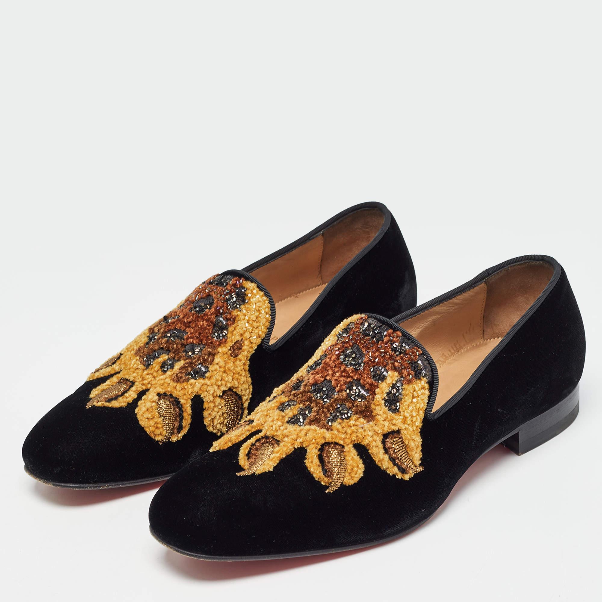 Let this comfortable pair be your first choice when youre out for a long day. These Christian Louboutin smoking slippers have well sewn uppers beautifully set on durable soles.